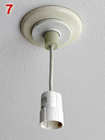 Danish ceiling lock socket with plug